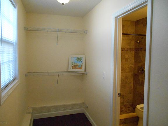 5th image of 428 7th Ave N