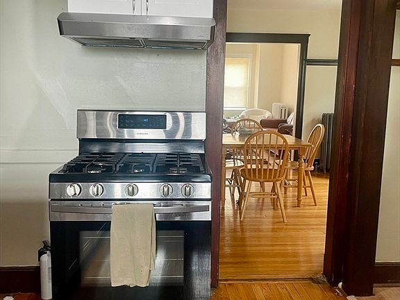 4th image of 51 Breck Ave #51