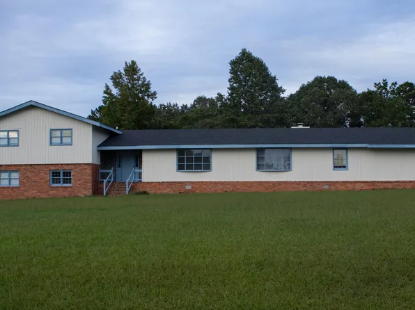 674 Mills Rd, Hollister, NC 27844