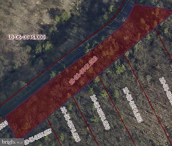 2nd image of 19 W 2nd Mountain Rd