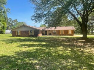3 Billy Craft Rd, Laurel, MS 39443