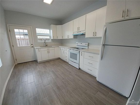 4th image of 1318 W Harrison Ave #1
