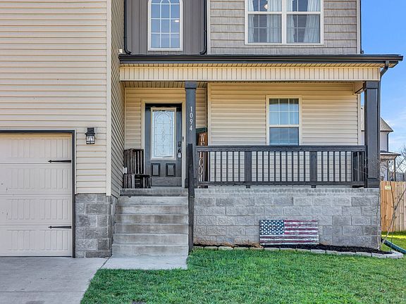3rd image of 1094 Eagles View Dr