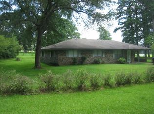 135 Pine St, Chireno, TX 75937