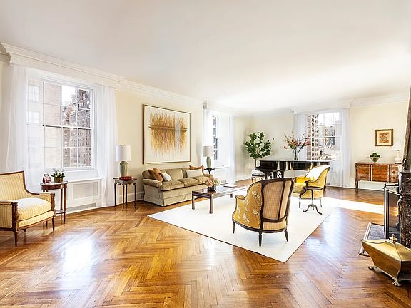 2nd image of 765 Park Ave APT 7B
