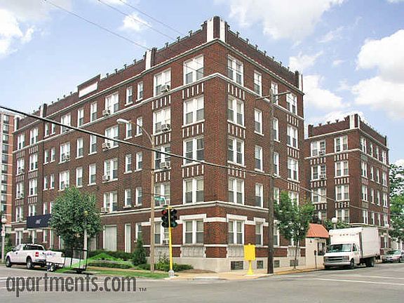 2nd image of 4907 W Pine Blvd APT 314