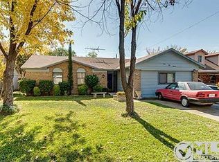 12200 Spring Branch Dr, Balch Springs, TX 75180