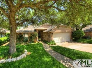 102 Couch Ln, Cedar Hill, TX 75104