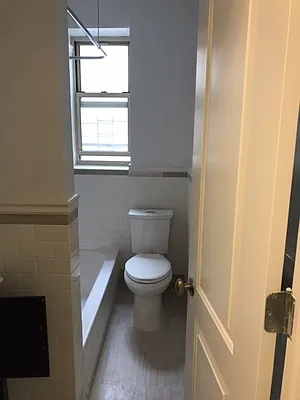 Rented by Newcastle Realty Services | media 16