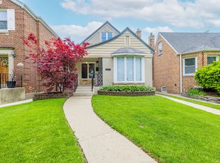 6847 W Shakespeare Ave, Chicago, IL 60707