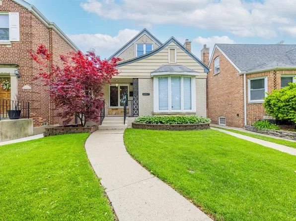 6847 W Shakespeare Ave, Chicago, IL 60707