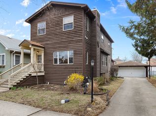 3931 Sunnyside Ave, Brookfield, IL 60513