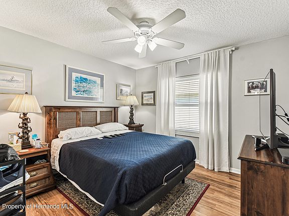 5th image of 18515 Gentle Breeze Ct