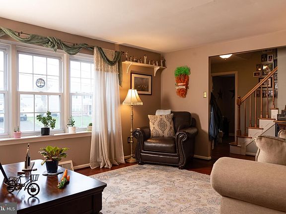 2nd image of 253 Kent Rd