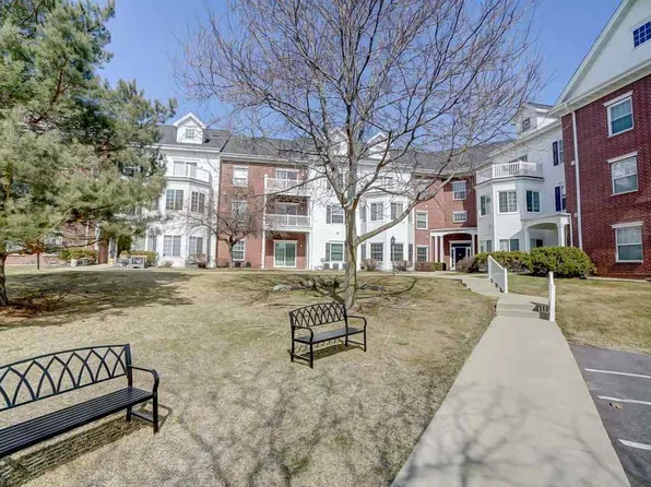 18 Kings Mill Cir Unit 204, Madison, WI 53718