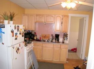 61 America St APT 1, Providence, RI 02903