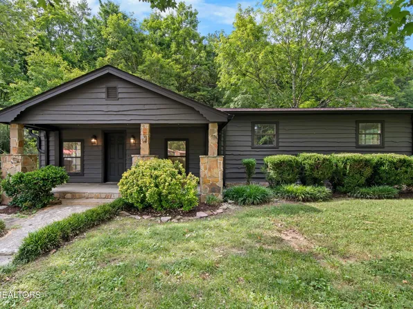 1729 W Brushy Valley Dr, Powell, TN 37849