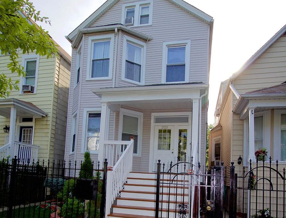 1st image of 2828 N Sawyer Ave