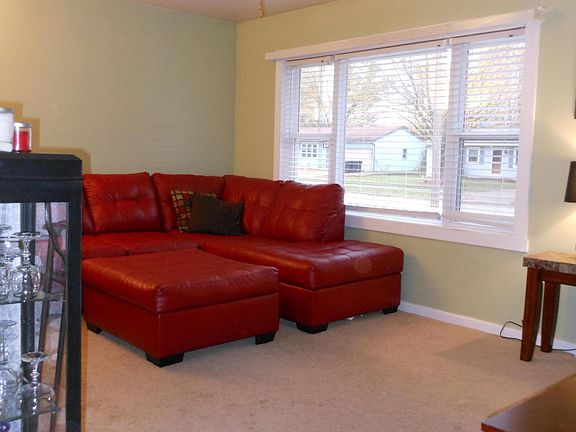 2nd image of 5430 Pinebrook Ave SE