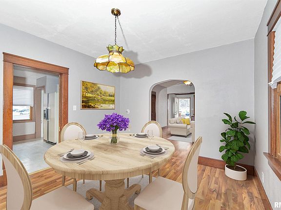 4th image of this home