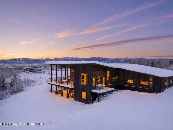 1735 Overlook Way, Victor, ID 83455