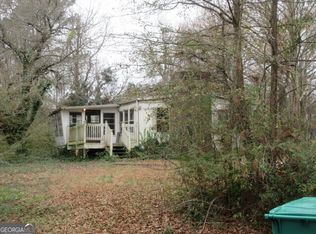 59 Skyland Dr W, Locust Grove, GA 30248