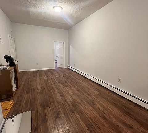 4th image of 1836 Park Pl Floor 1