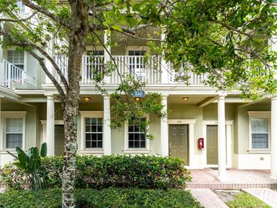 356 W Thatch Palm Circle #104, Jupiter, FL, 33458