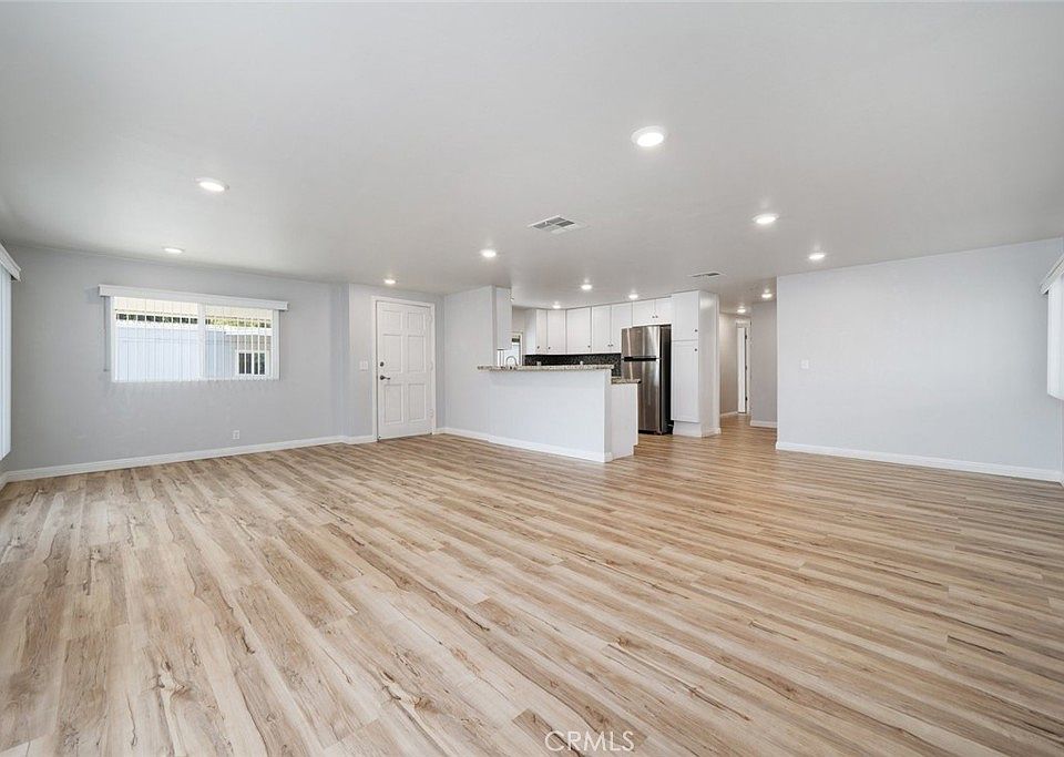 1st image of 1840 Carolyn Dr