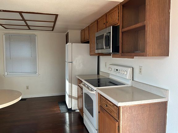 4th image of 7730 Gibralter Dr