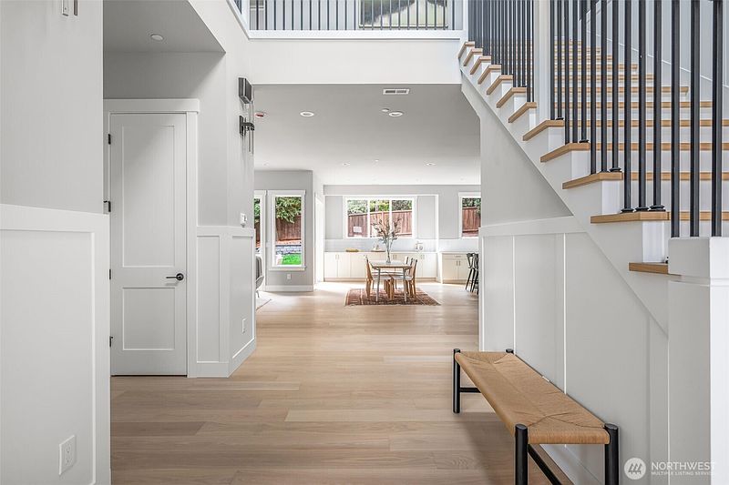 4th image of 16725 8th Avenue NE