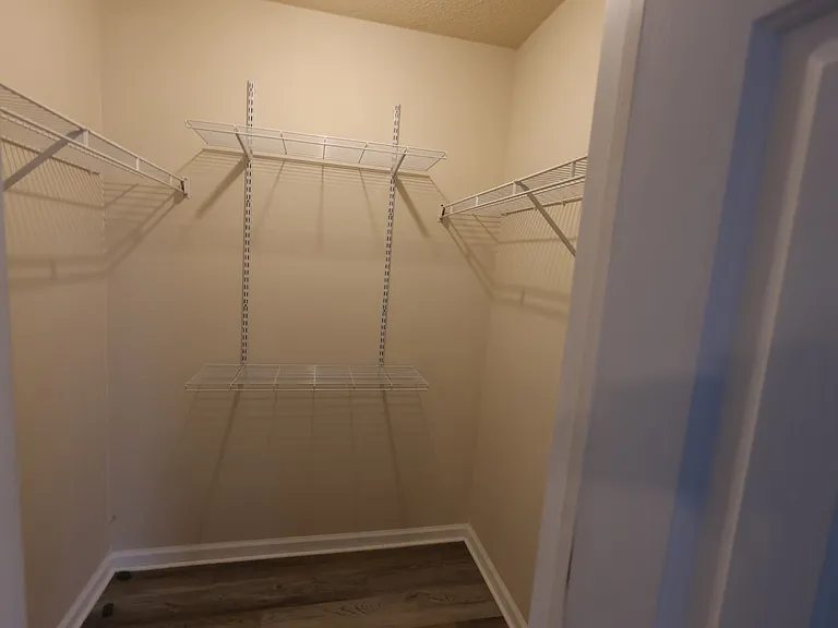 517 Magistrate Ln — Photo 12
