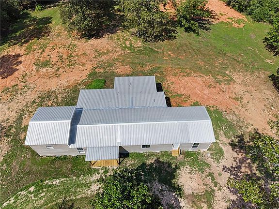 3rd image of 43721 Heidelberg Rd