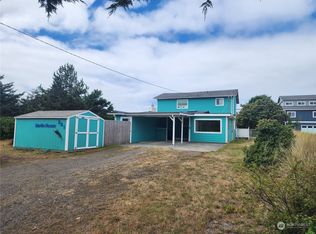 381 Ocean Shores Blvd NW, Ocean Shores, WA