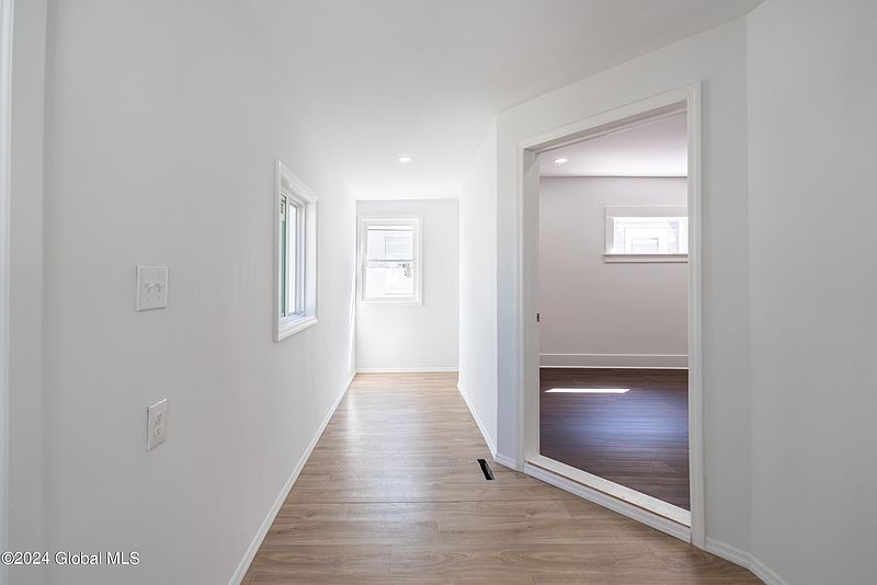 5th image of 1772 Avenue H