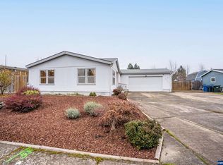 1020 Willow Ct, Mount Angel, OR