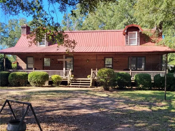 2556 47th Ave SW, Lanett, AL 36863