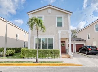 10561 NW 57th Ct, Coral Springs, FL 33076
