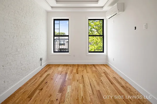 Rented by Artur Gutman, LREB | media 9