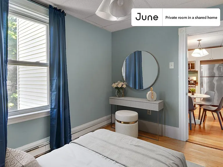 33 Howell St #A — Photo 1