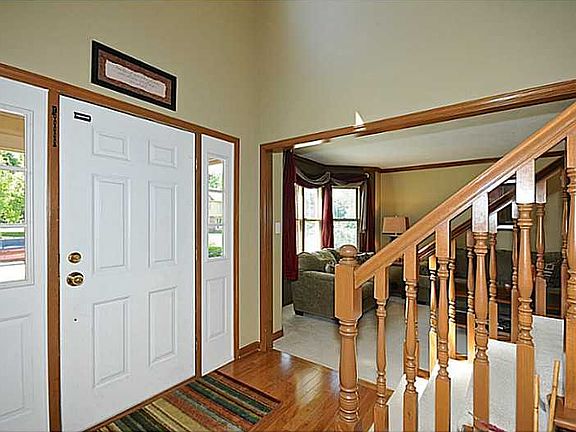 3rd image of 505 Pixley Ln