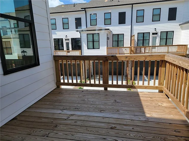 4802 Larkin Pass — Photo 10