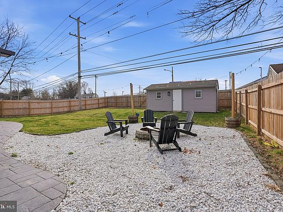 5th image of 21 Border Rock Rd