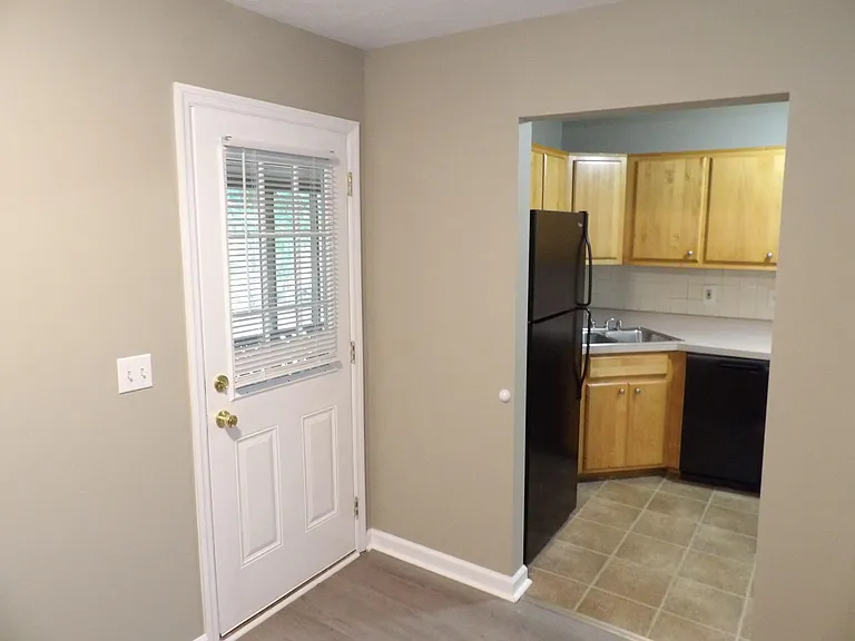 244 Meadowview Dr #12 — Photo 18