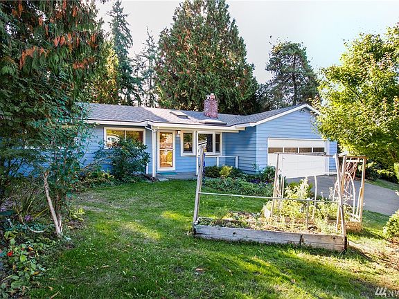 2nd image of 8511 NE 133rd St