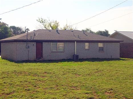2nd image of 402 6th St