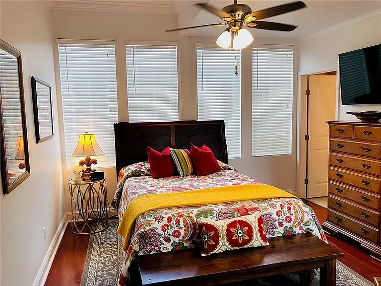 4136 Elba St — Photo 13