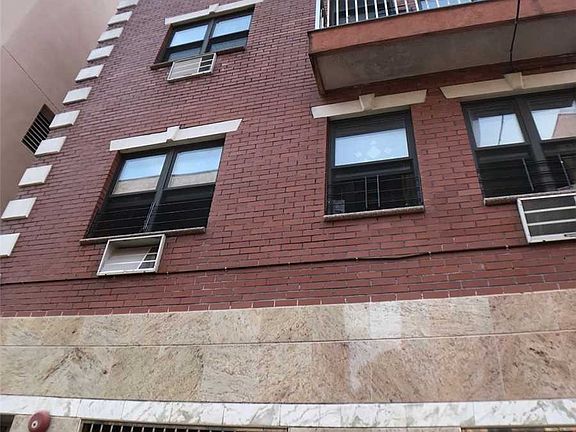 4th image of 8315 Vietor Ave #1A