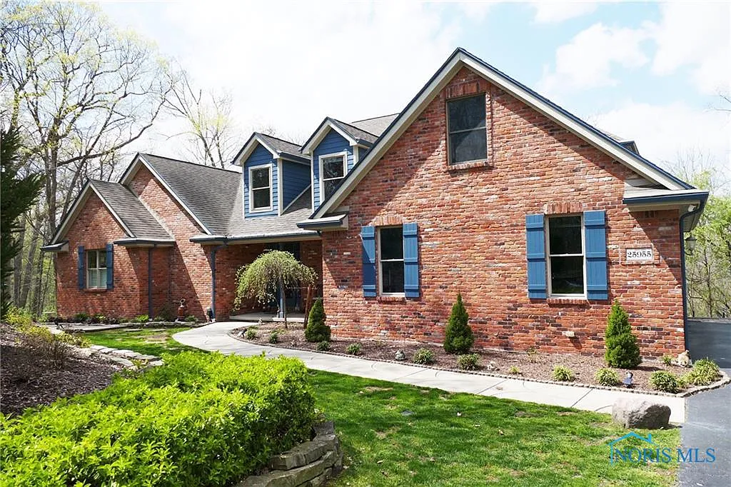 25955 W River Rd photo 1