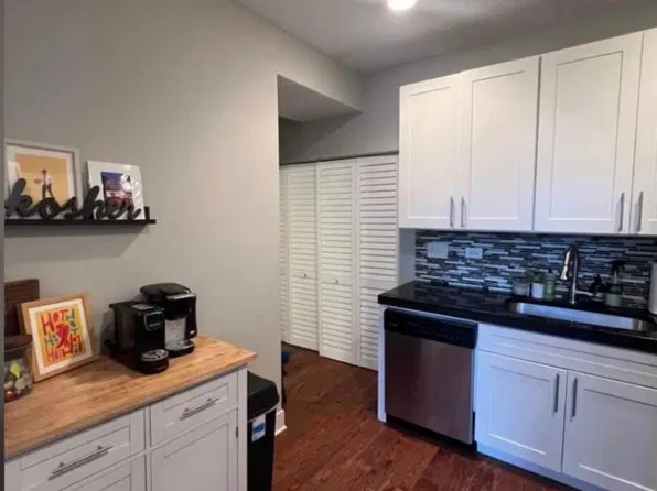 928 W George St APT 3F, Chicago, IL 60657